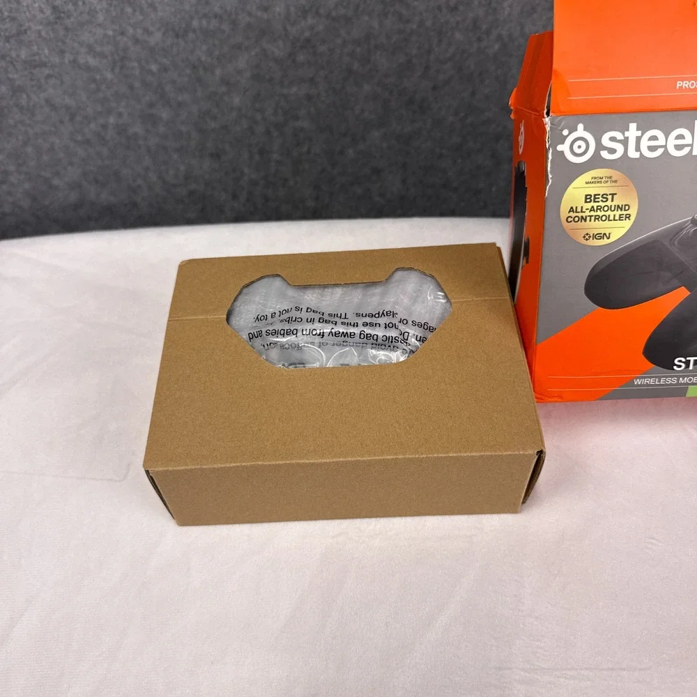 SteelSeries Stratus+ Wireless Mobile Gaming Controller Android PC Bluetooth